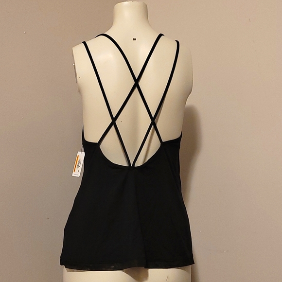 NWT Calvin Klein sculpted camisole in Black - Small - Picture 6 of 9